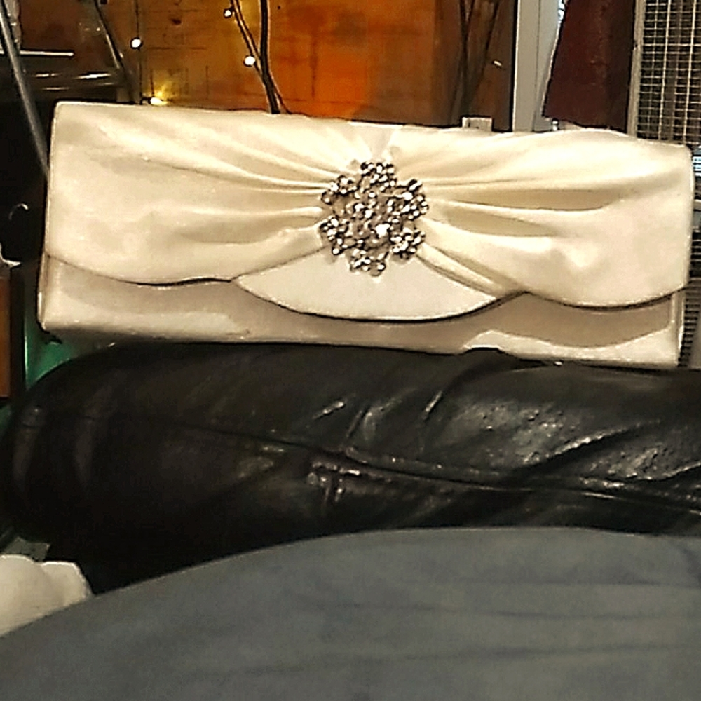 aclutch,small,cream color satin finishing